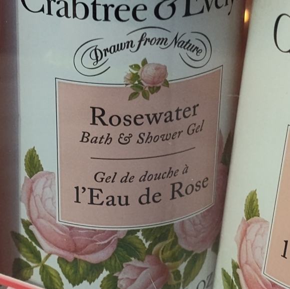 NEW!! Crabtree & Evelyn Rosewater Set - Picture 3 of 9